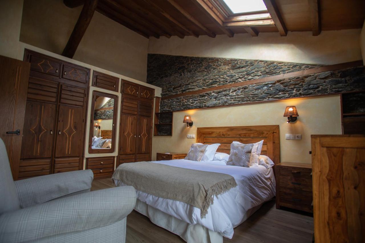 Casa Ria De Navia Guest House ภายนอก รูปภาพ