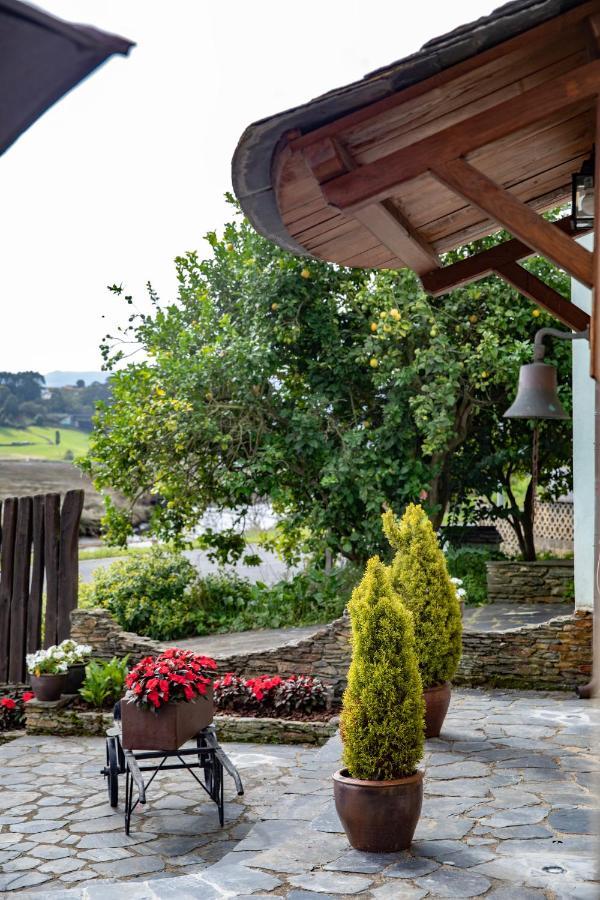 Casa Ria De Navia Guest House ภายนอก รูปภาพ