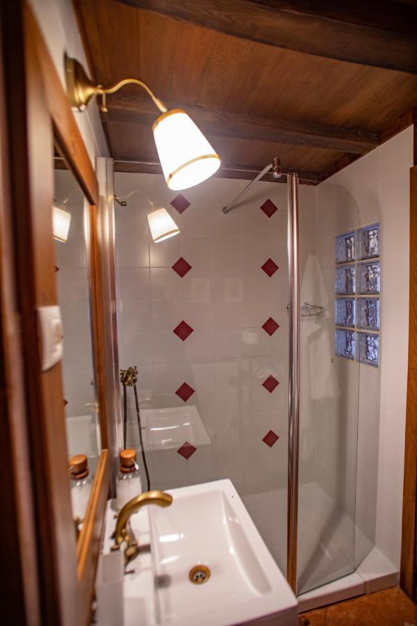 Casa Ria De Navia Guest House ภายนอก รูปภาพ